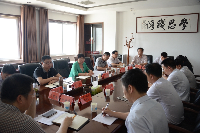 市纪委召开“讲忠诚、守纪律、做标杆”活动工作座谈会