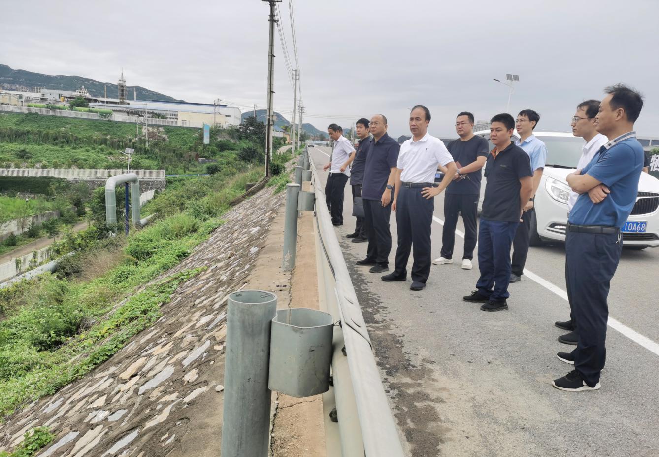冯芳喜到鹤山区调研防汛工作时指出：<br>坚持人民至上生命至上 凝心聚力打赢防汛救灾这场硬仗