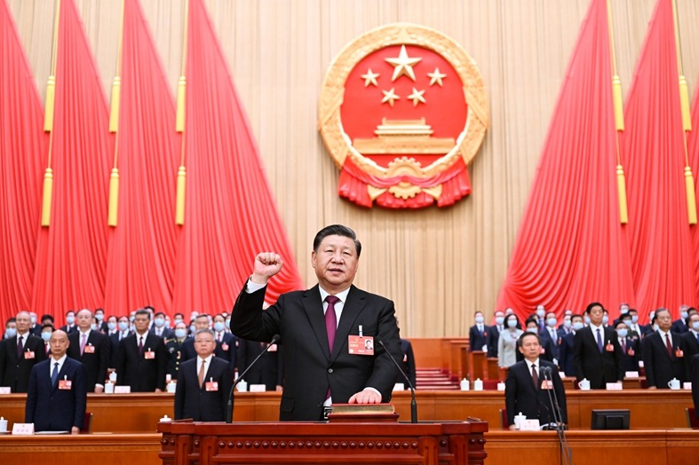 十四届全国人大一次会议选举产生新一届国家领导人 习近平全票当选国家主席中央军委主席